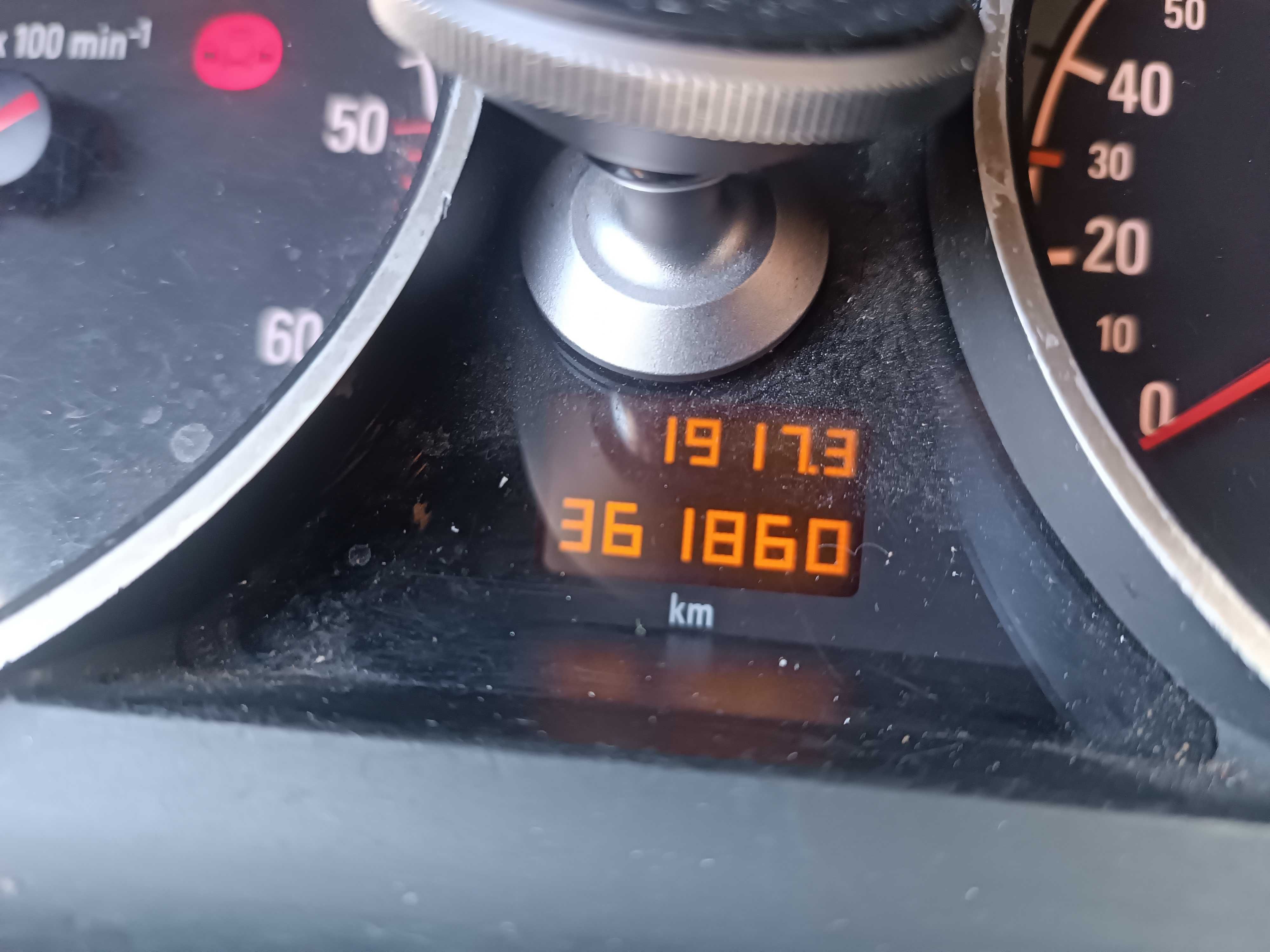 Opel Zafira CDTi 1.9 / 2005 / 7 Lugares | Económica | Espaçosa | €2000