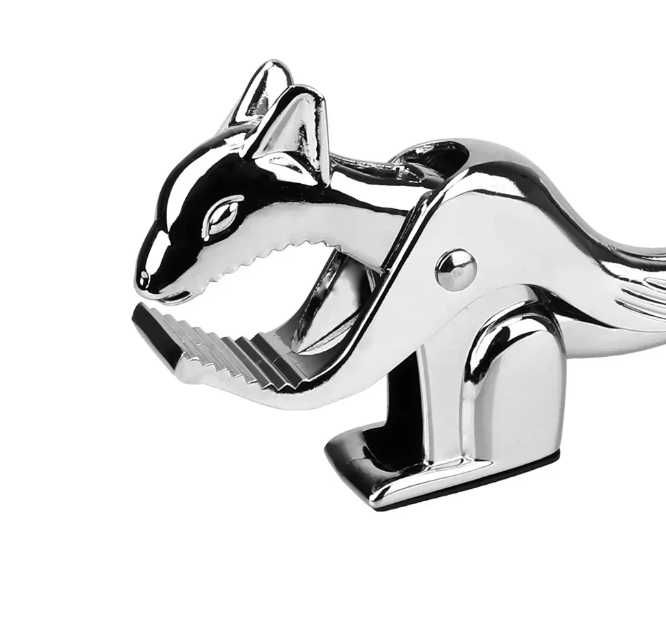 Dziadek do orzechów włoskich laskowych wiewiórka stalowy