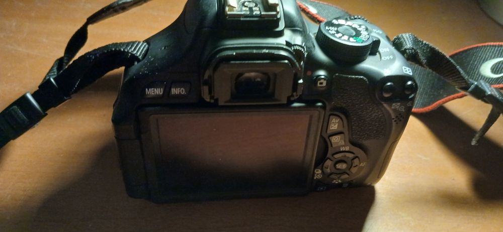Canon 600D mais lente do kit