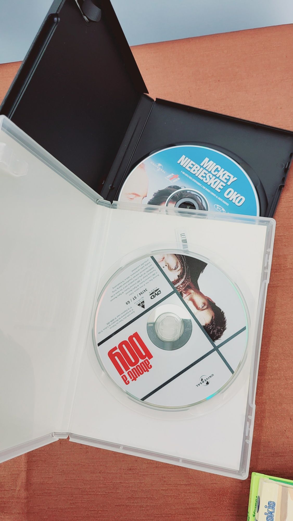 Dwa filmy na dvd z Hugh Grant Był sobie chłopiec  Mickey Niebieskie Ok