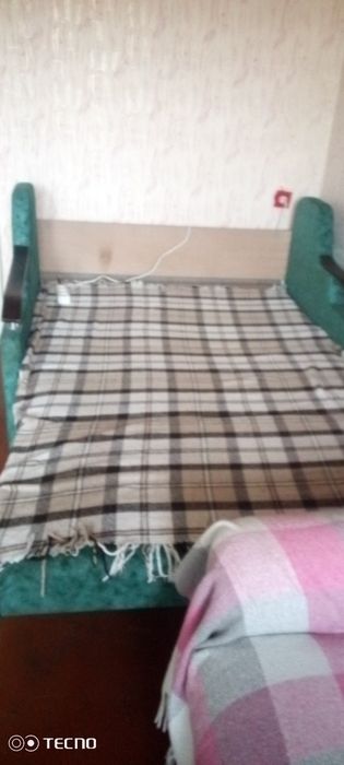 Комната Яворницткого р-н Цума