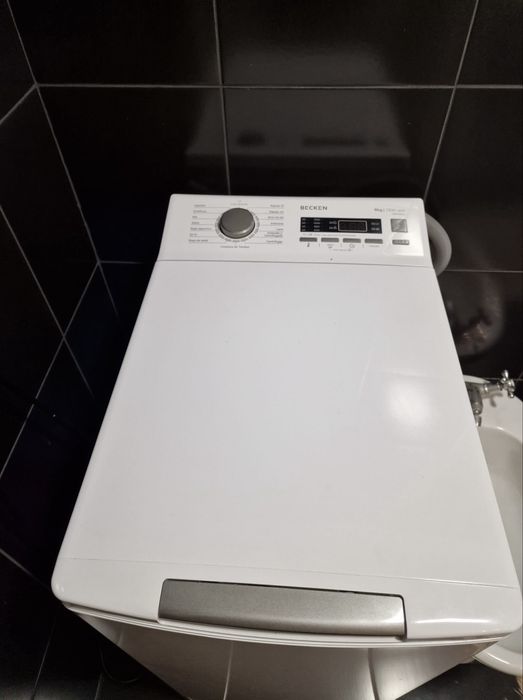 Máquina de Lavar Roupa Becken 8 kg / 1300 rpm – Como Nova