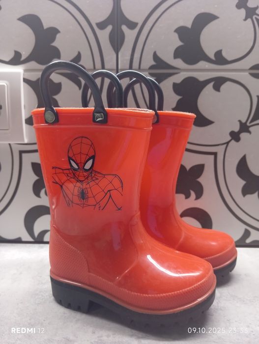 Гумачки дитячі 22 розмір на ніжку до 14 см