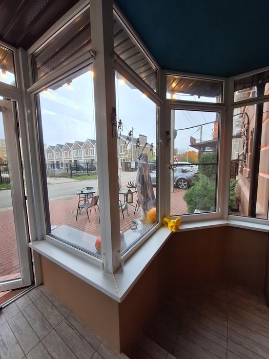 Оренда приміщення в ЖК Волошковий,  Сучасний ремонт 60 м2, Щаслива 11