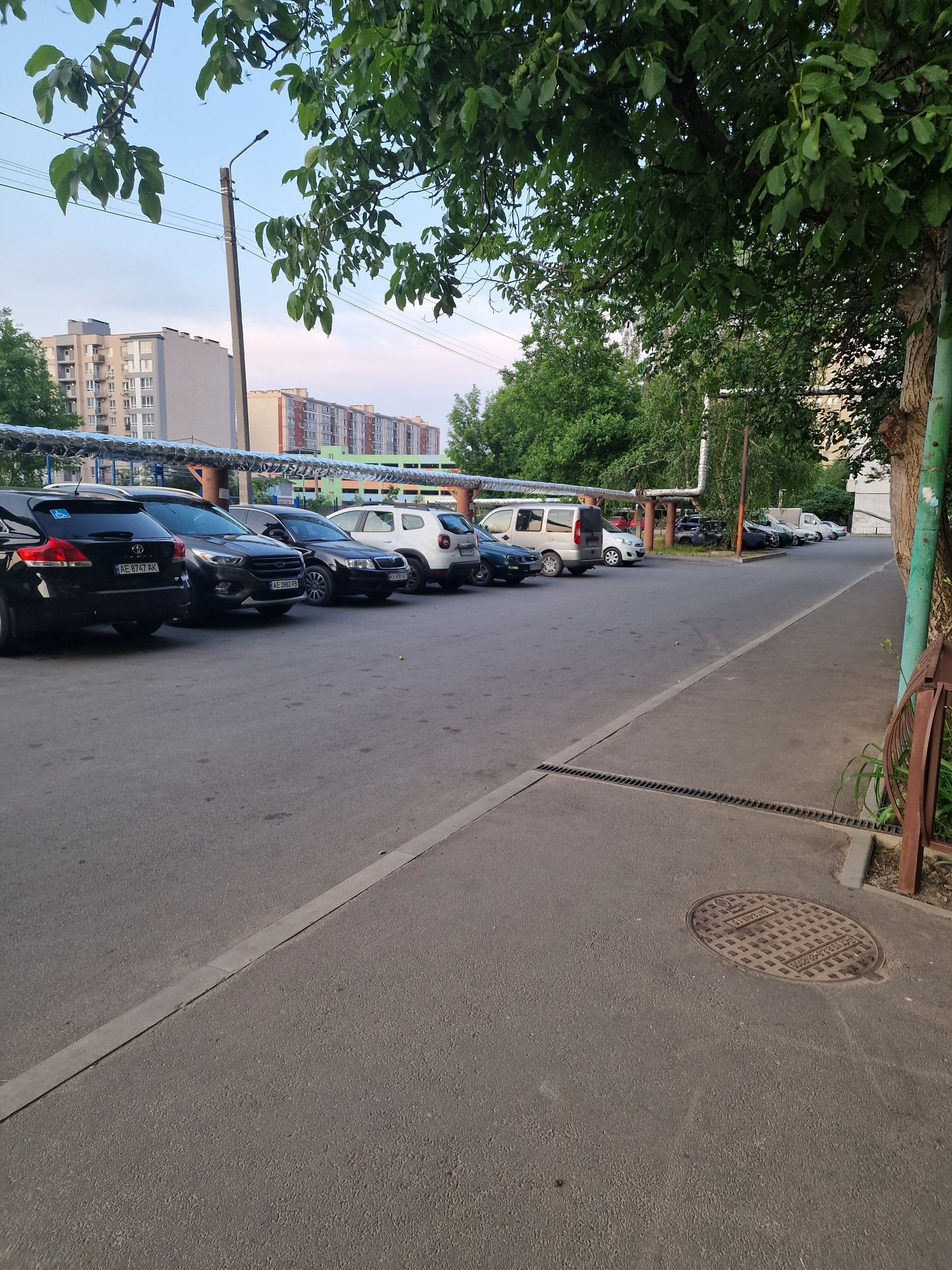 Продам 3к Юбилейный Слобожанский Тепличная 8марта