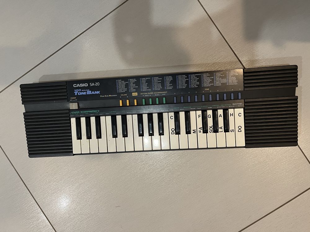 Keyboard CASIO SA-20