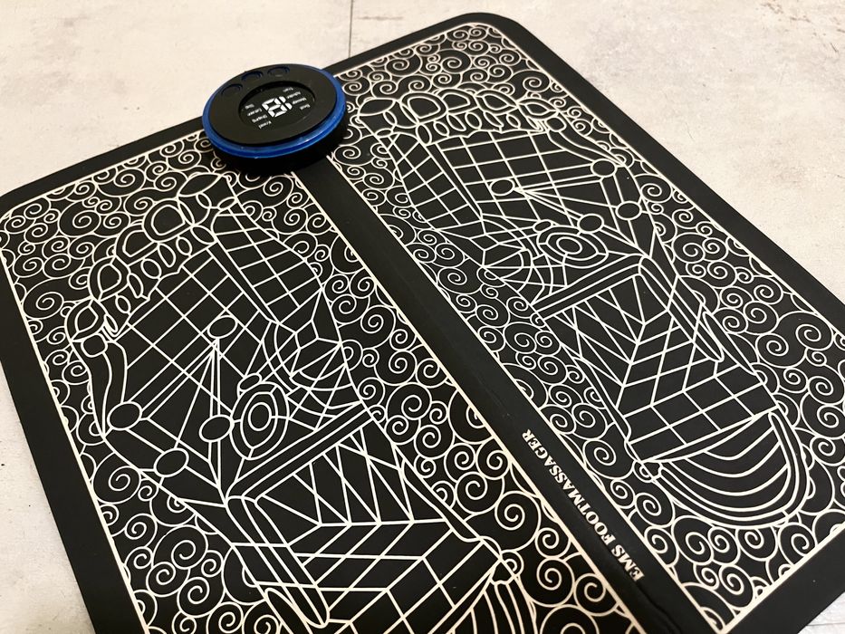 Mata masująca do stóp MT6527 Czarna