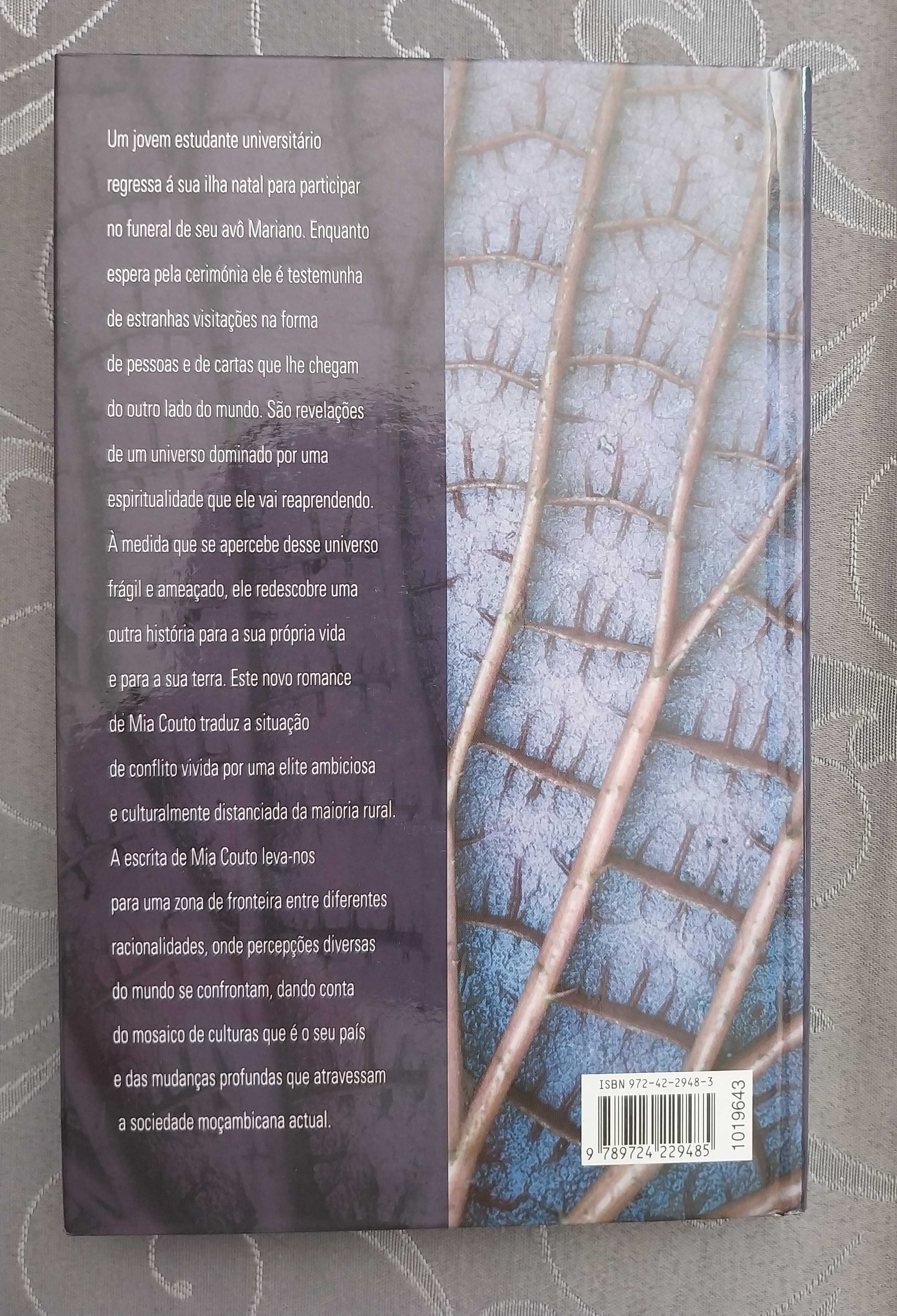 Livro “Um Rio Chamado Tempo, Uma Casa Chamada Terra”