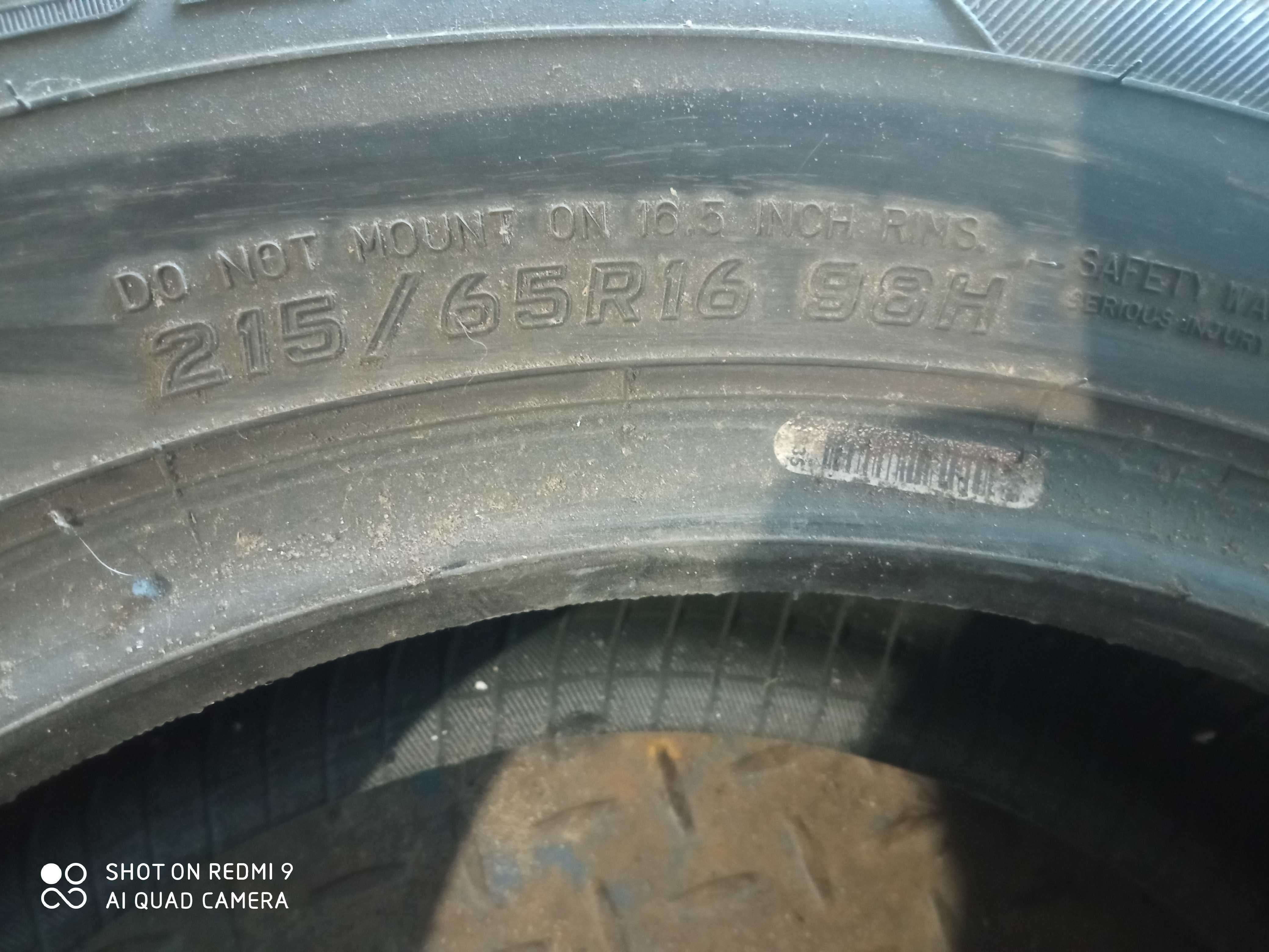 Opony zimowe 215/65-16