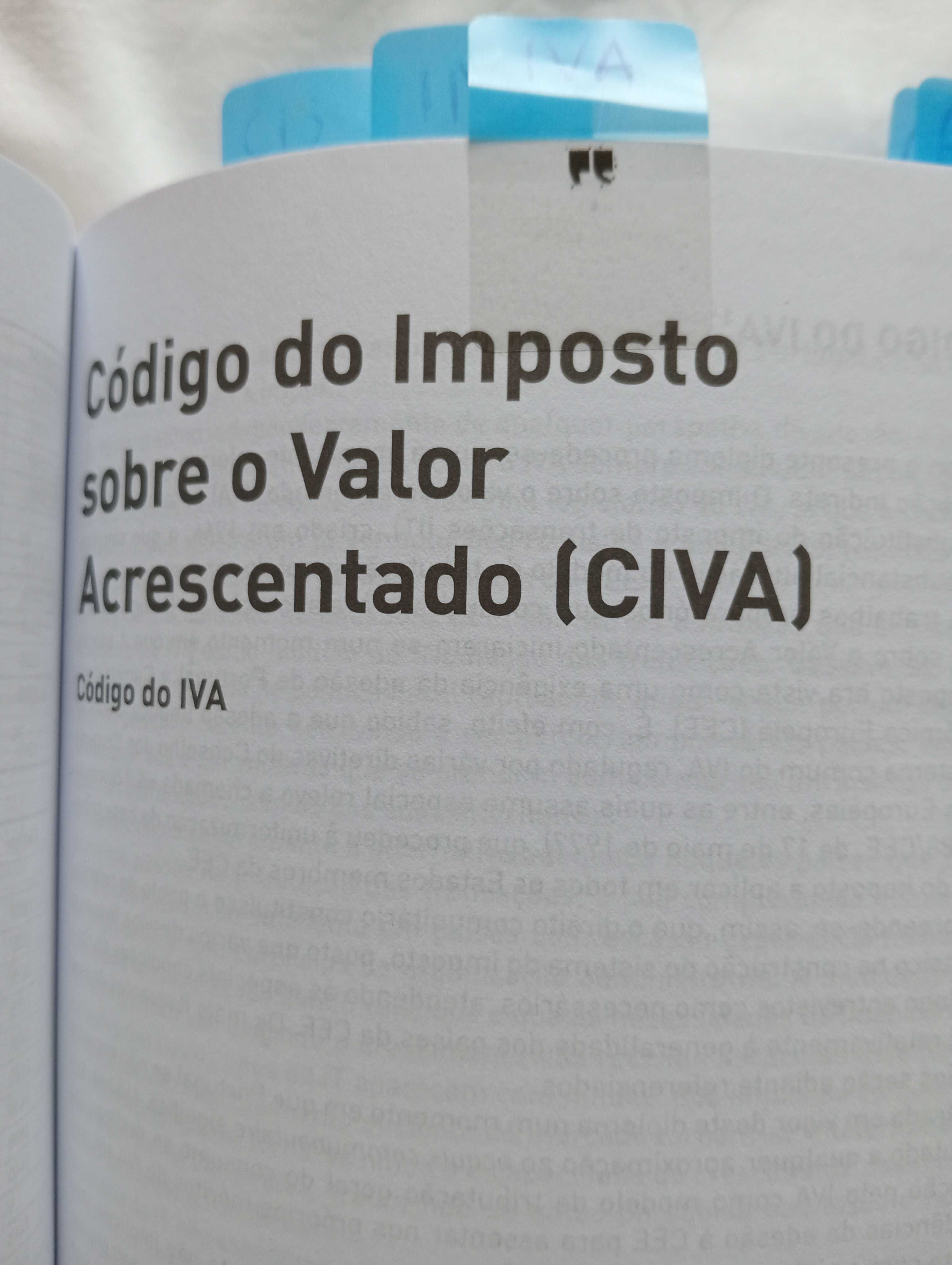 Vendo o livro "FISCAL- Códigos Tributários e Legislação Conexa"