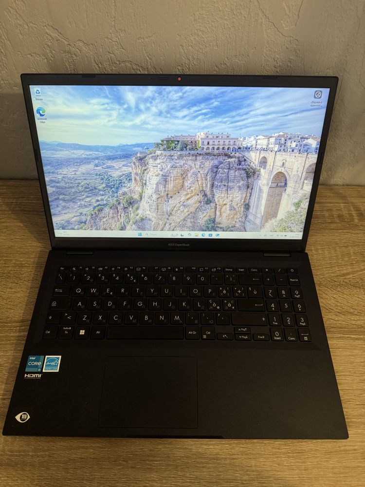 Ноутбук Asus ExpertBook/i3 / RAM 16 ГБ / SSD 512 ГБ/На Гарантії