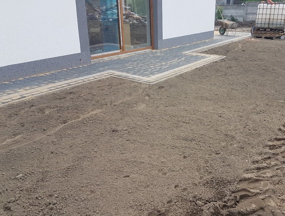 Kompleksowe usługi brukarskie, usługi minikoparką