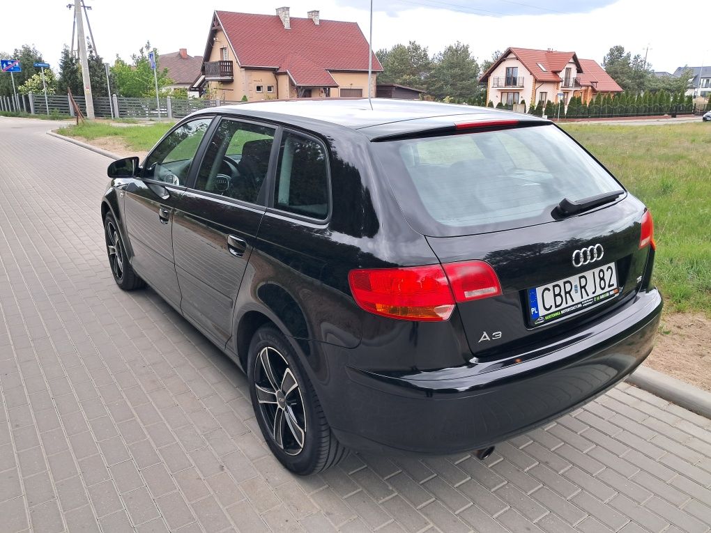 Audi A3 1.6 mpi 102 km 5 drzwi czarna 2008rok