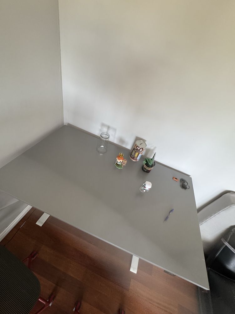 Mesa secretária , sentado em Pé elétrica IKEA