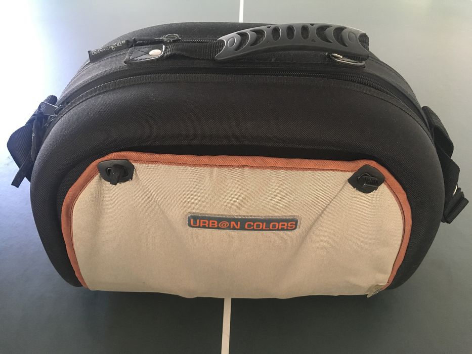 Mala de viagem de apoio ao bebé com muda fraldas