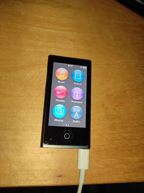 iPod Nano 7ª Geração - Cinzento
