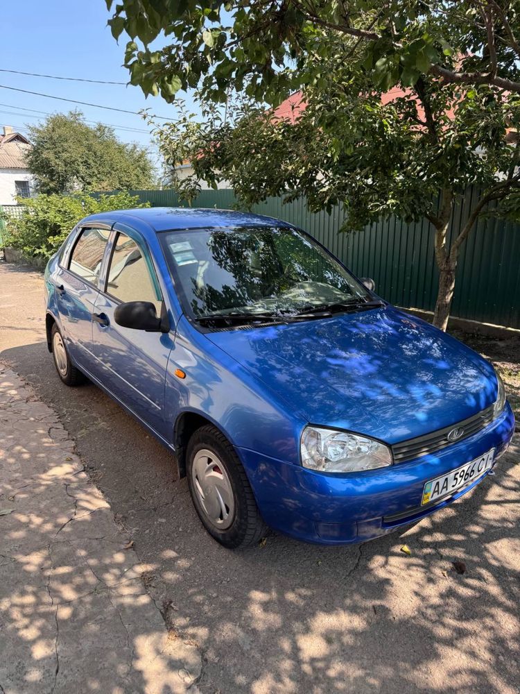 Продам автомобіль Лада Калина