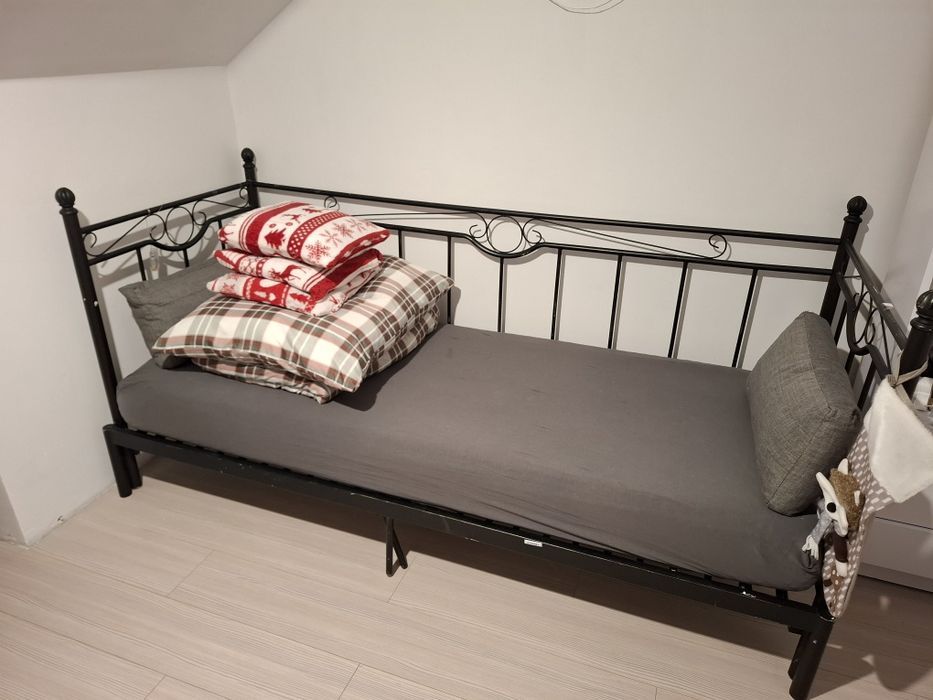 Łóżko młodzieżowe