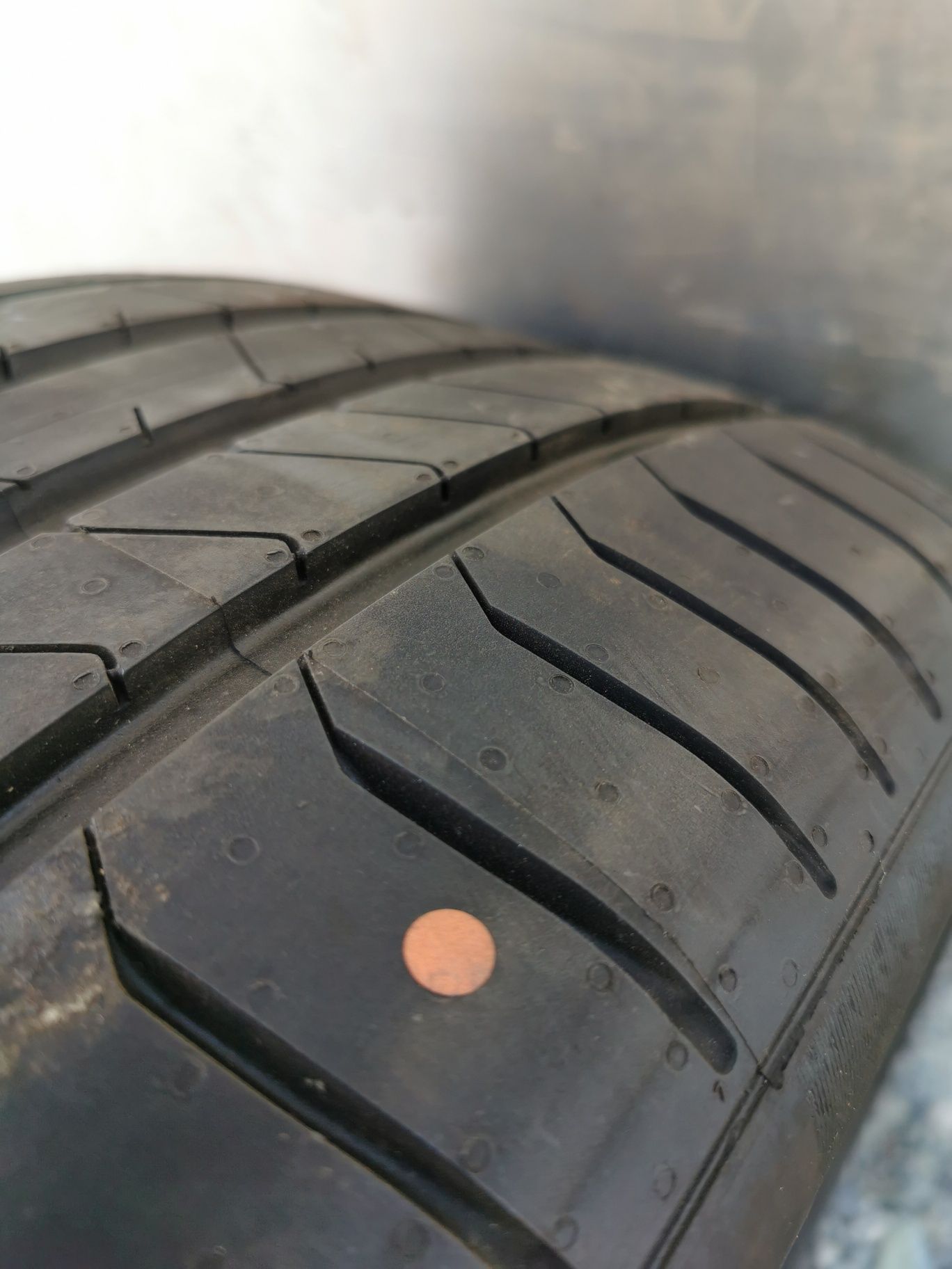 Pirelli 275/40 r20