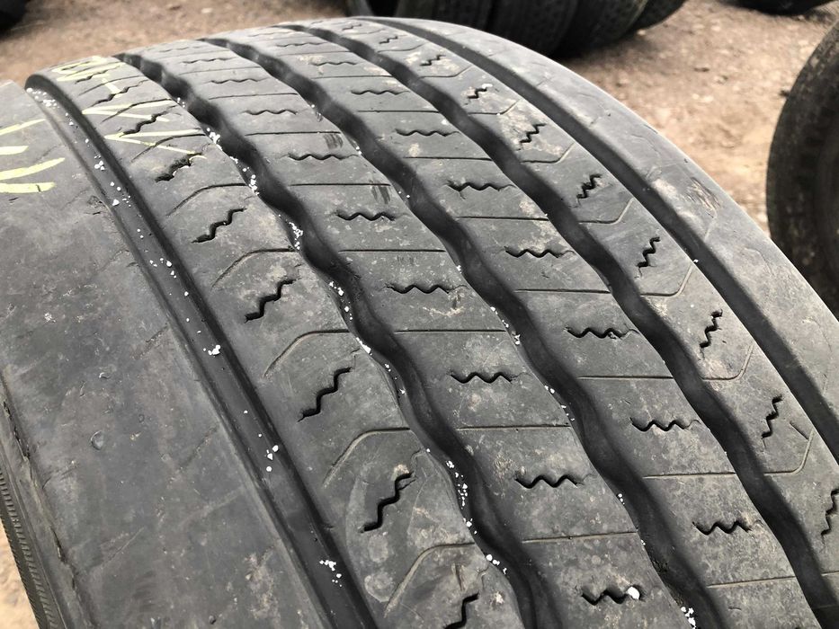 385/55R22.5 Opona UNIROYAL FH40 Przód 40