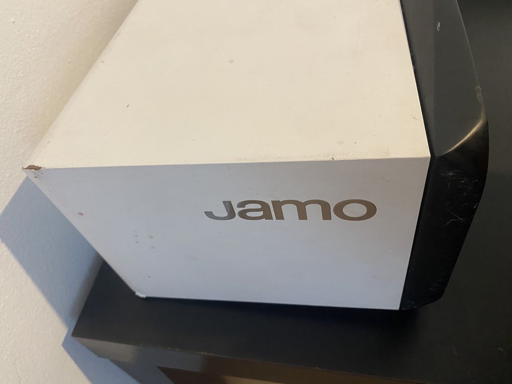 Центальний канал центр Jamo C9