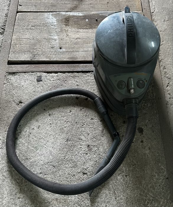 Пилосос миючий Philips Triathlon 1400