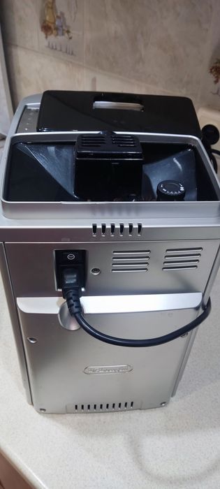 Кофемашина Delonghi Magnifica S Cappuccino