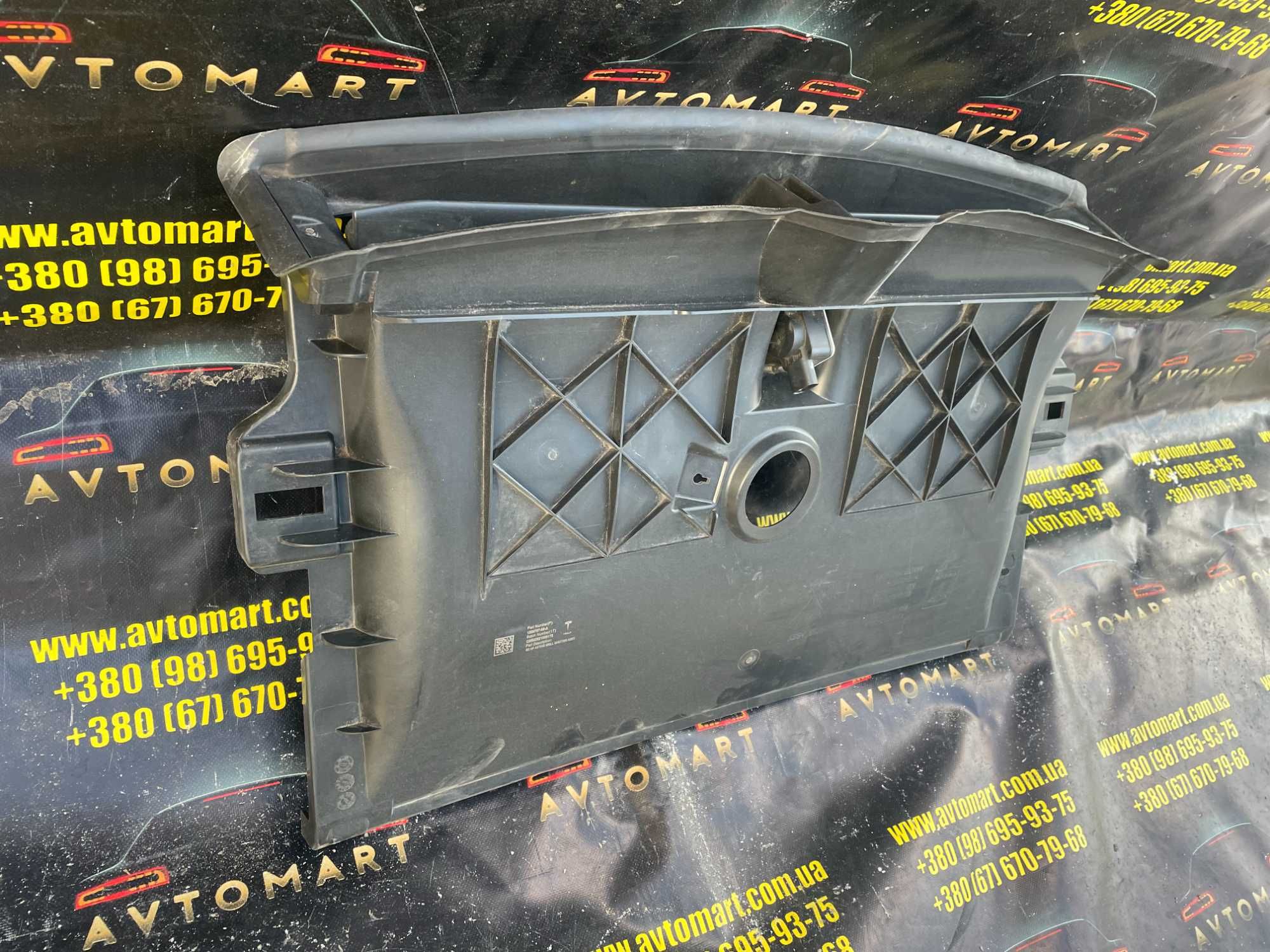 Tesla m3 люверс рестайлинг оригінал Tesla 3 новий 1559787-00-a 2021-24