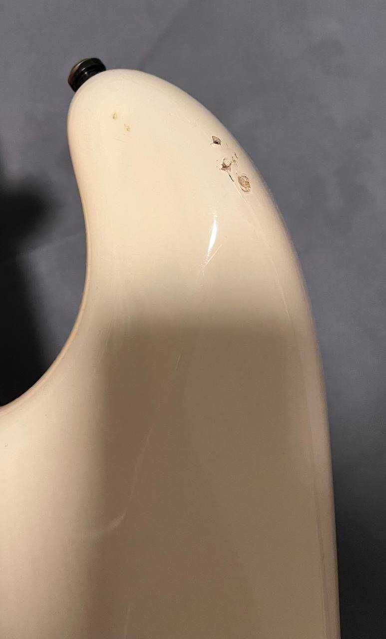 ESP 800 Series Custom Stratocaster HSS FR STW - See Thru White