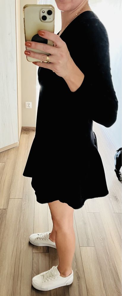 Krótka czarna sukienka Stone Skirts by Anna S