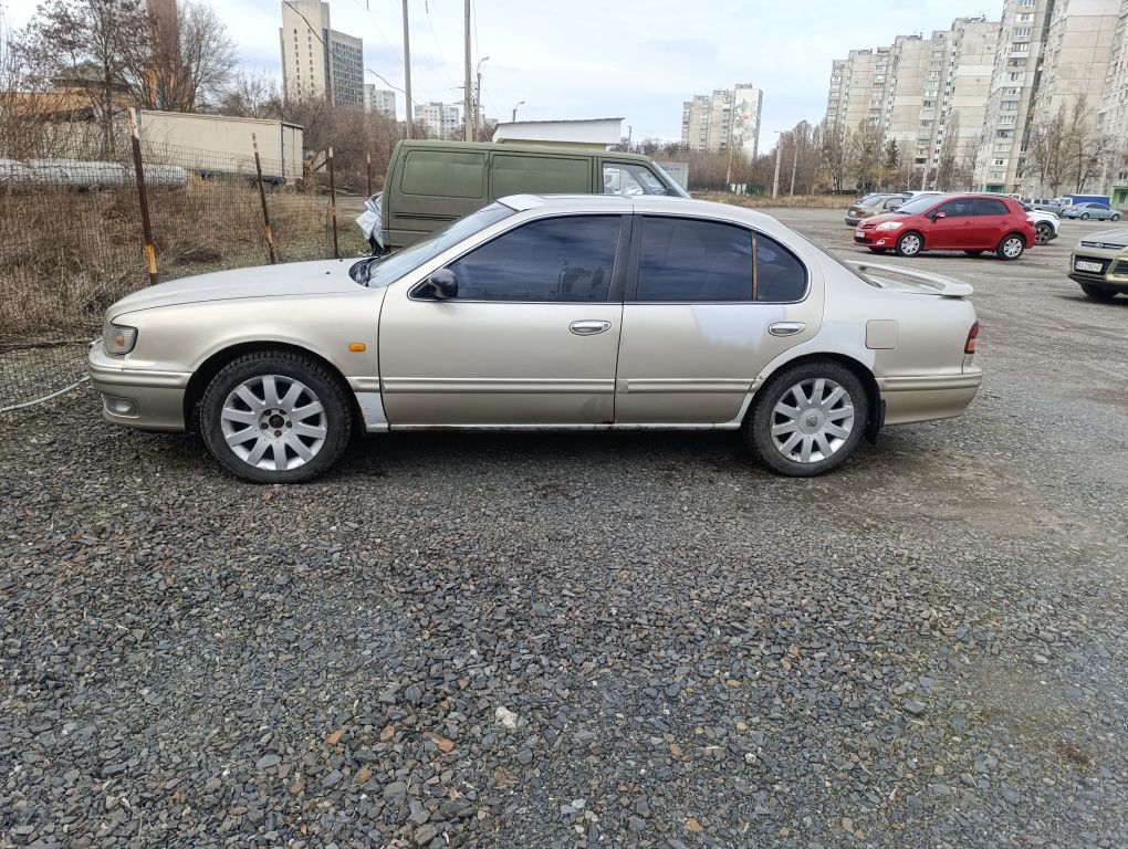 Nissan Maxima A32