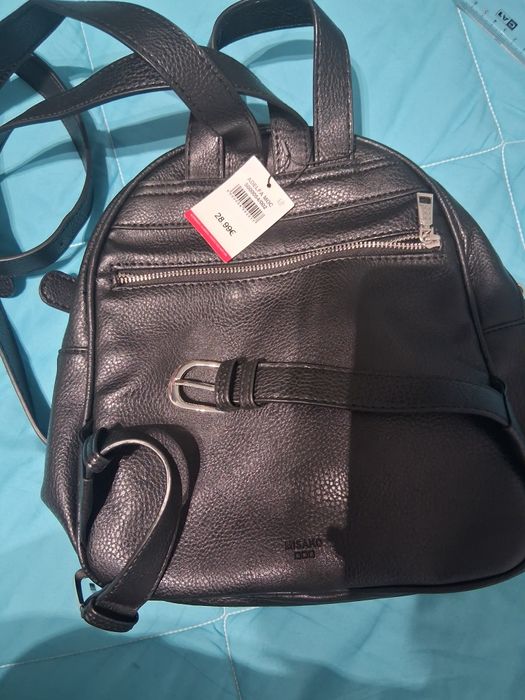 Mochila preta da misako