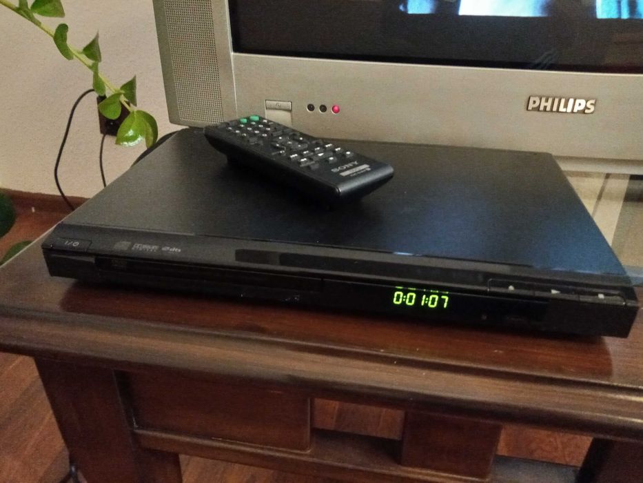 uzywany ODTWARZACZ DVD SONY, 1 wlasciciel, stan bdb