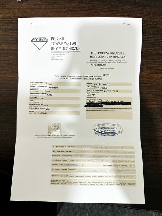 Złoty Pierścionek z Diamentami i Szafirem | 3,60g | Certyfikat!
