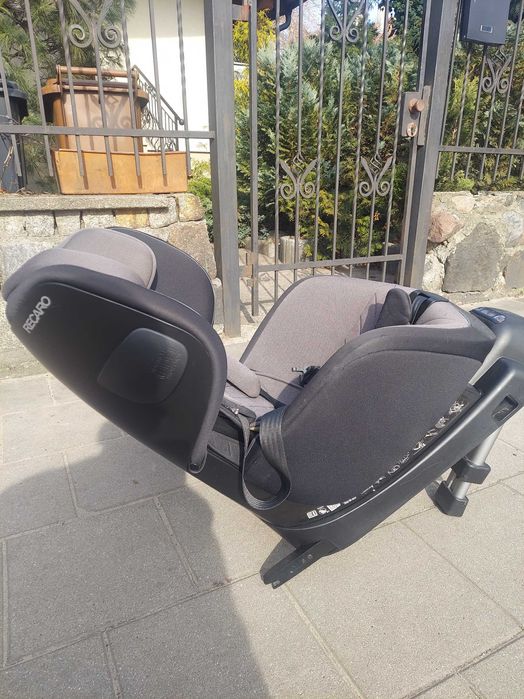 RECARO Optiafix fotelik samochodowy 9-18kg