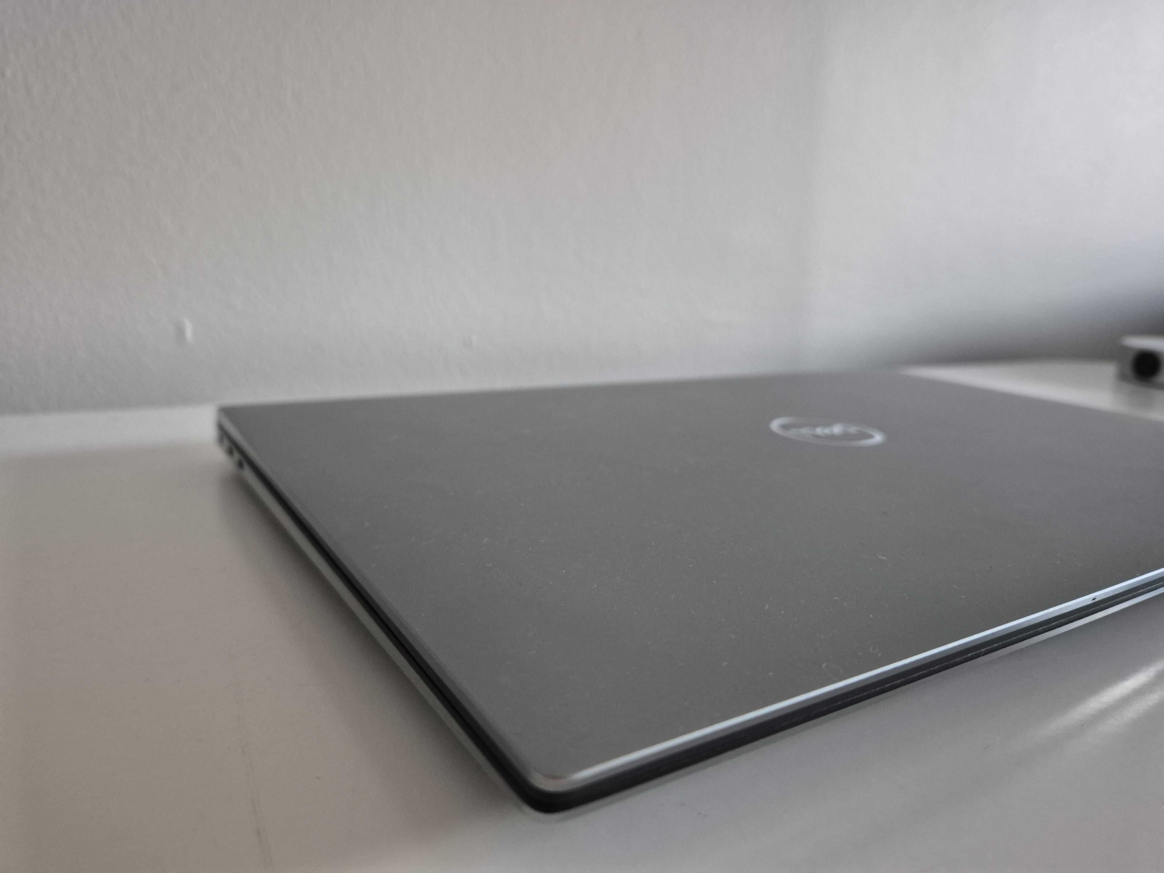 Laptop Dell Precision 5560 - Intel i9 11950H/32GB RAM/ 15,6"