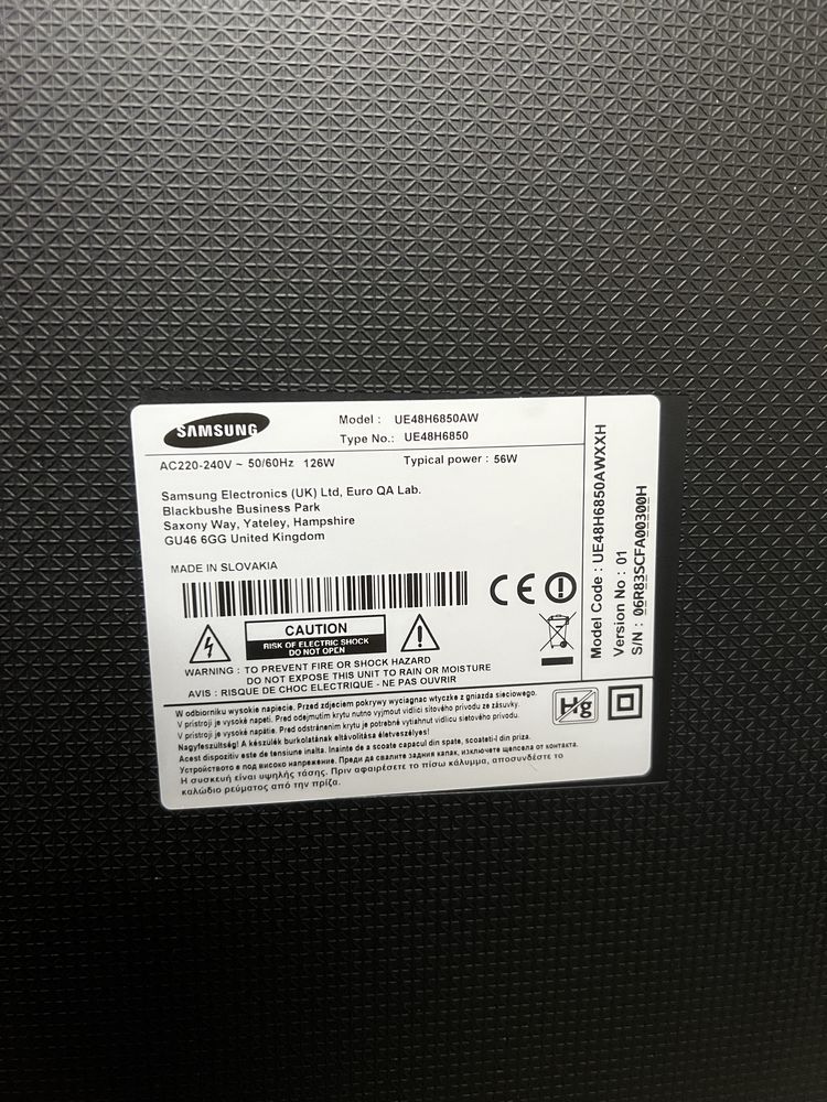 Telewizor 48 samsung  z pilotem  uszkodzona matryca dziala do kamer