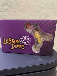 Фигурка Lebron James Los Angeles Lakers новая