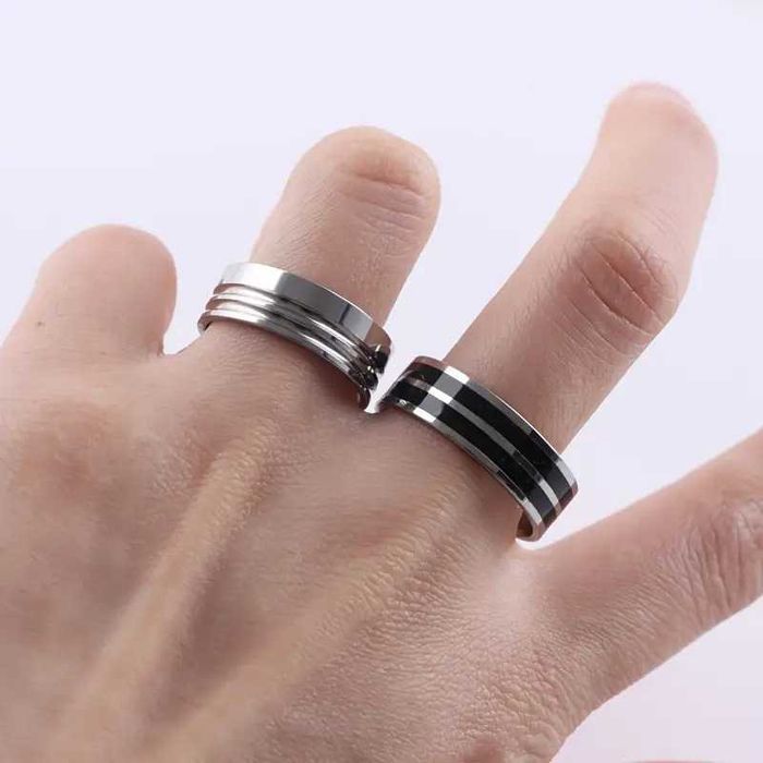 Anéis em aço inoxidável para homens, com estilo. Tam. 16 ao 21. Novos.