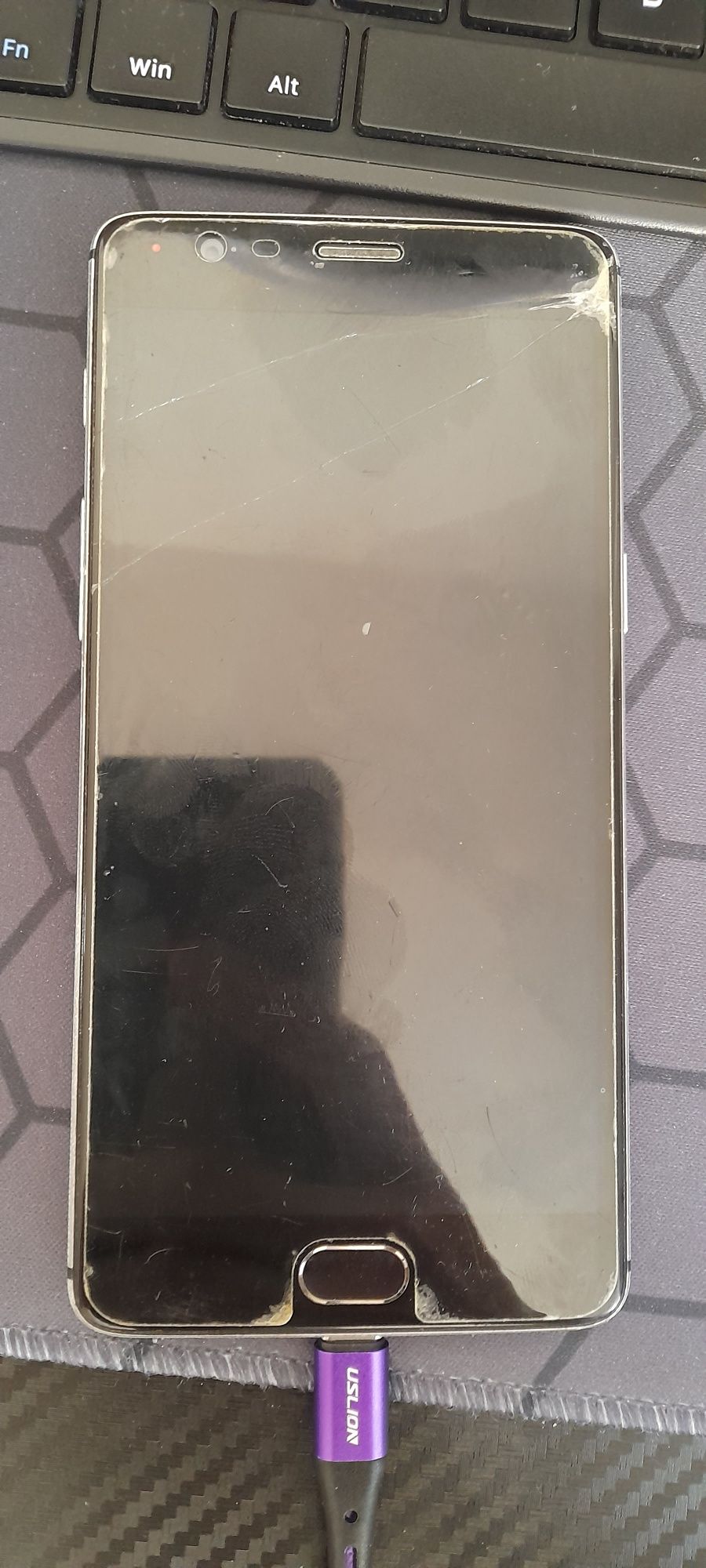 One plus 3T uszkodzony