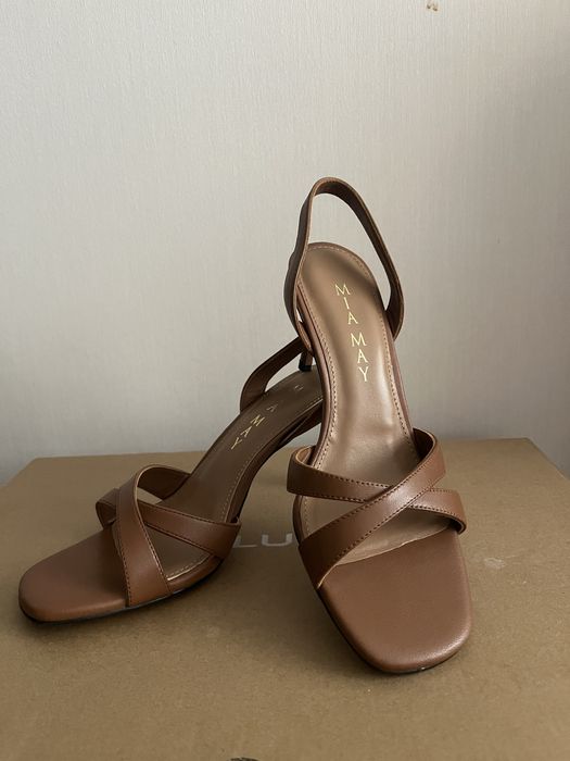 Жіночі босоніжки