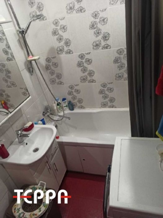 Продаж 3-кімнатної квартири, вул. Перемоги