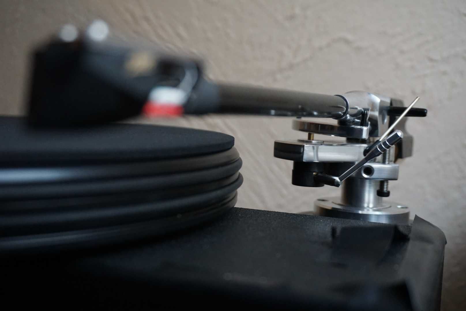 Gramofon audiofilski Nottingham Analoque model Horizon typ SE