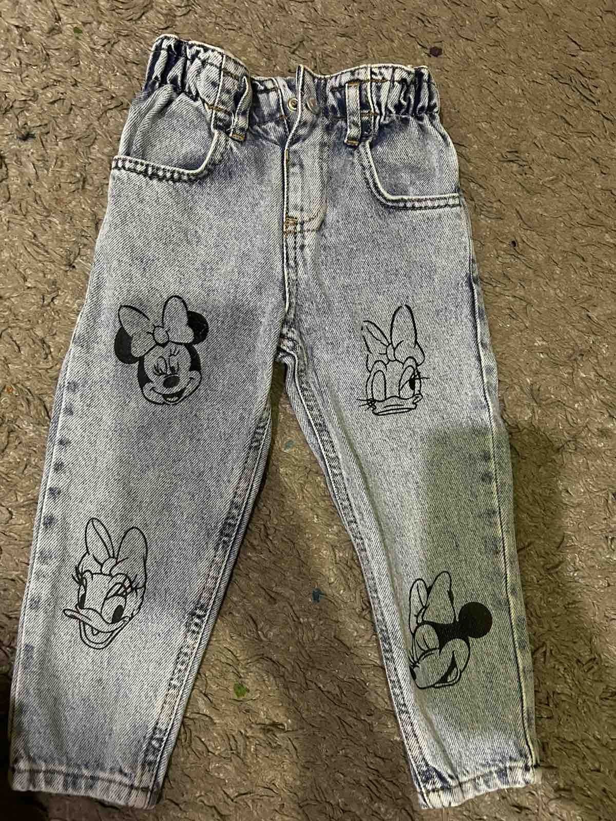 Продам джинсы  для девочки