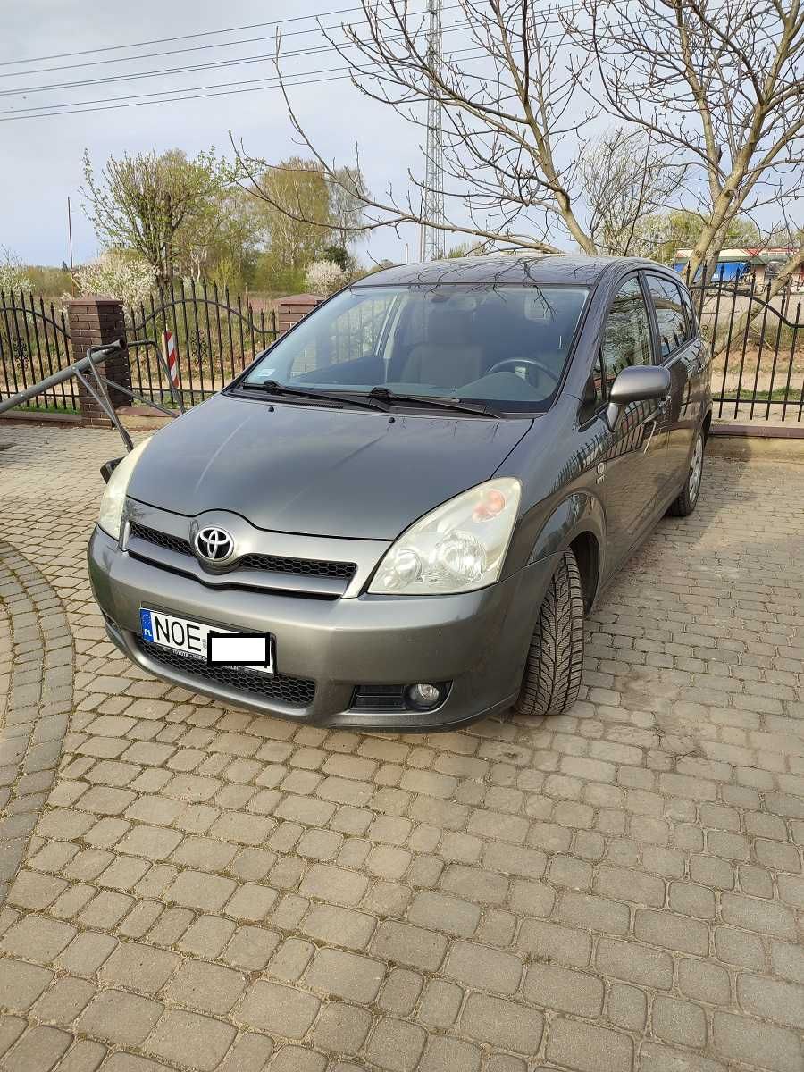 sprzedam Toyota corolla verso 1.8 benzyna 2004r