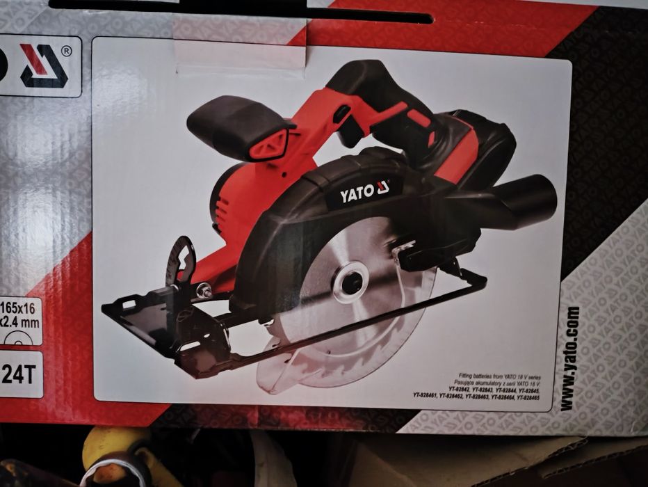 NOWA Ładowarka do akumulatorów 18V YATO YT-82848