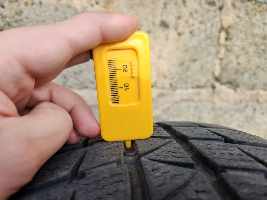 Komplet Felgi Stalowe 5x112 + Opony 185/60/R15 Falken 5mm Zimowe