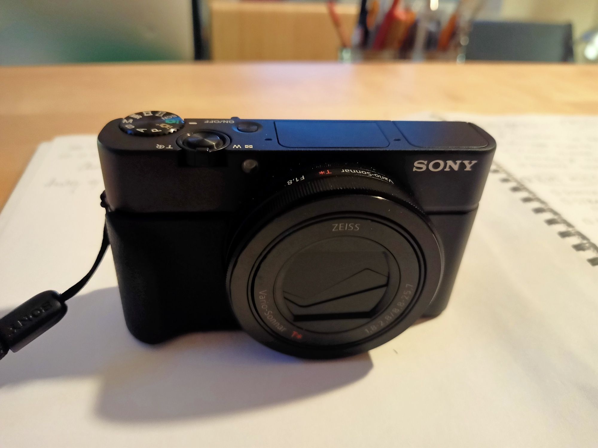 Sony RX100 III K (M3) + filtry + baterie + akcesoria