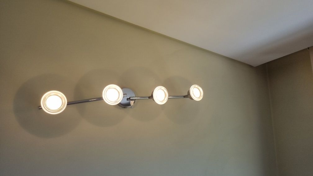 Candeeiro teto/parede em LED