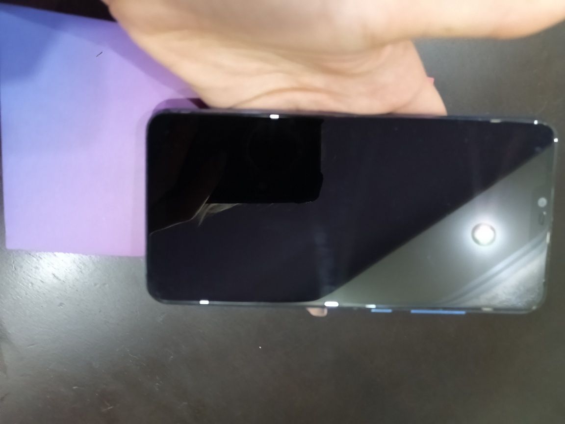 Телефон MI 8 Lite